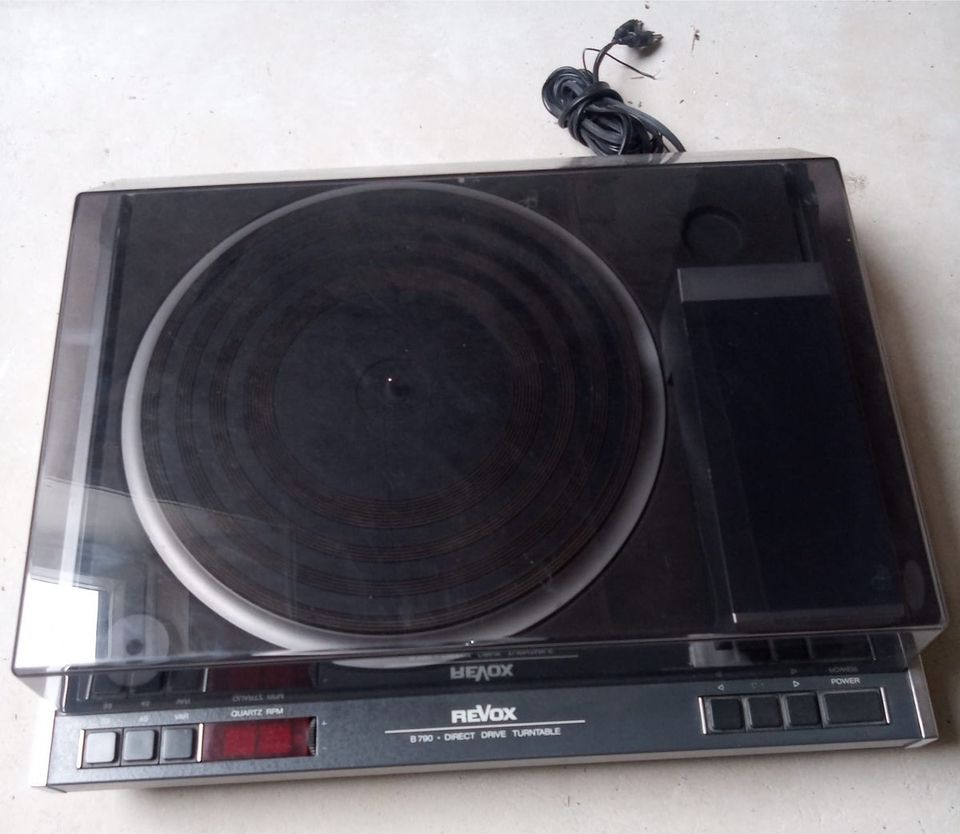 REVOX B 790 Direct Drive Turntable Plattenspieler in Frankfurt am Main