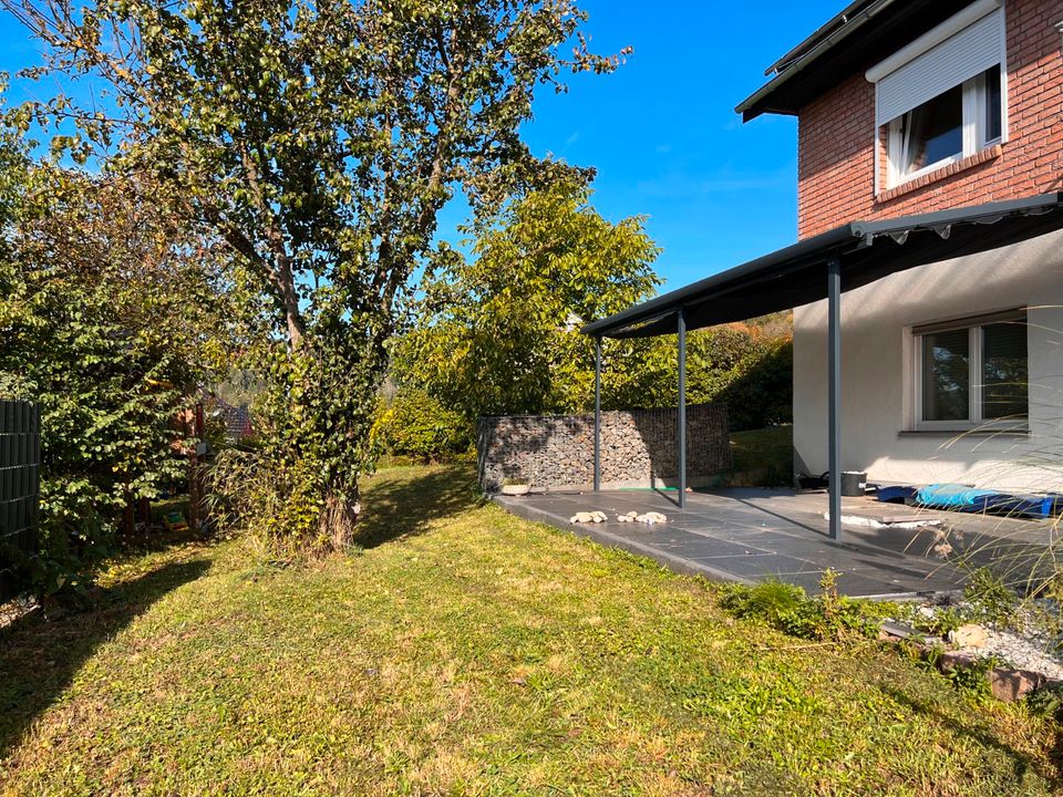 *ENERGIESPARSAM* - SCHÖNES EINFAMILIENHAUS IN RUHIGER WOHNGEGEND VON SIMMERTAL in Simmertal