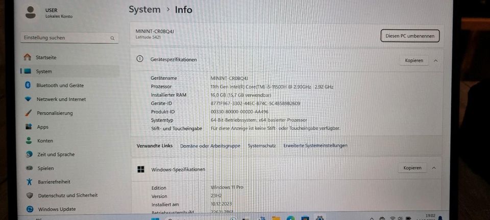 Dell Latitude 5421 i5 11500H 16GB DDR4 + 512GB SSD + Garantie in Duisburg