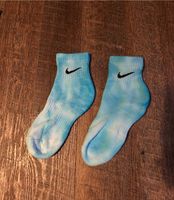 Nike Socken / Strümpfe / Batik / Größe 35-38 Thüringen - Sonneberg Vorschau