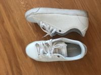Weiße Sneaker, Turnschuhe von Adidas Größe 38 2/3, US Größe 7 Kreis Pinneberg - Wedel Vorschau