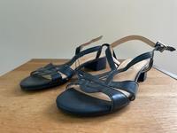 Neue Sandalen von Caprice in Schuhgröße 5,5 (38) Nordrhein-Westfalen - Mettmann Vorschau