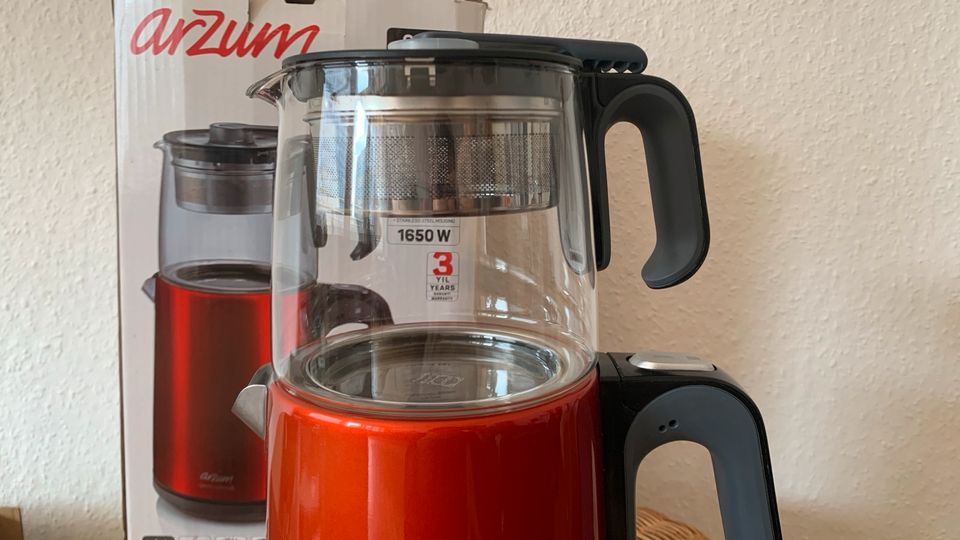 Arzum Teemaschine Teekocher Wasserkocher in Kiel