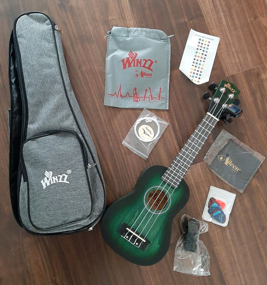 Ukulele Sopran  Winzz 21" Anfänger Set in Ratingen