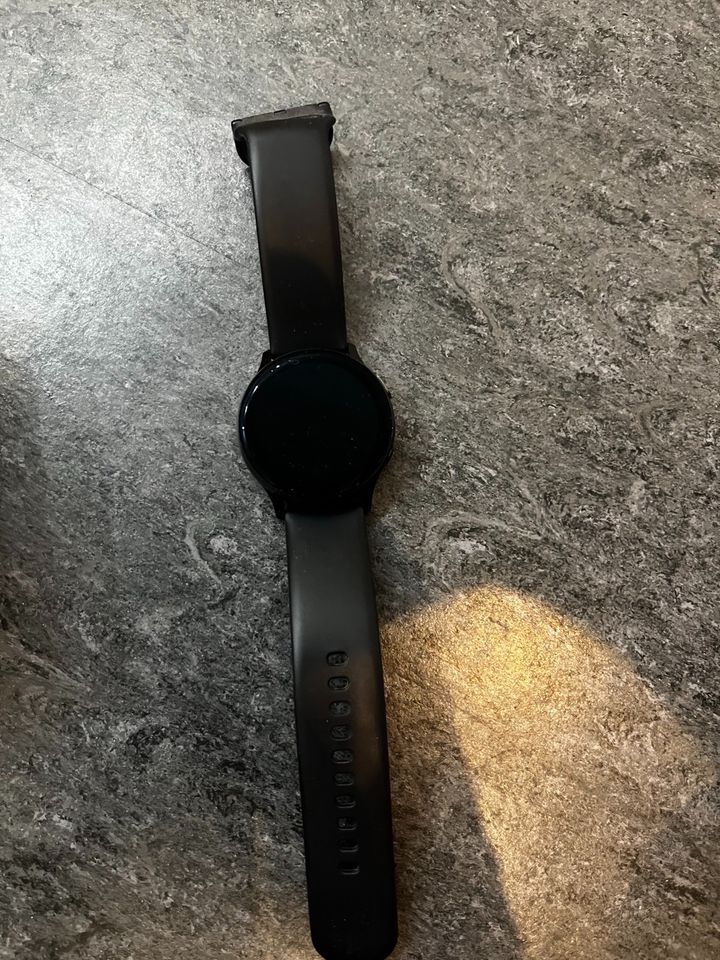 Samsung Active 2 Smart Watch in Gemmingen