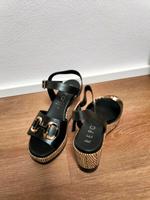 Repo Sommerschuhe Gr. 39 NEU schwarz gold edel Bayern - Regensburg Vorschau