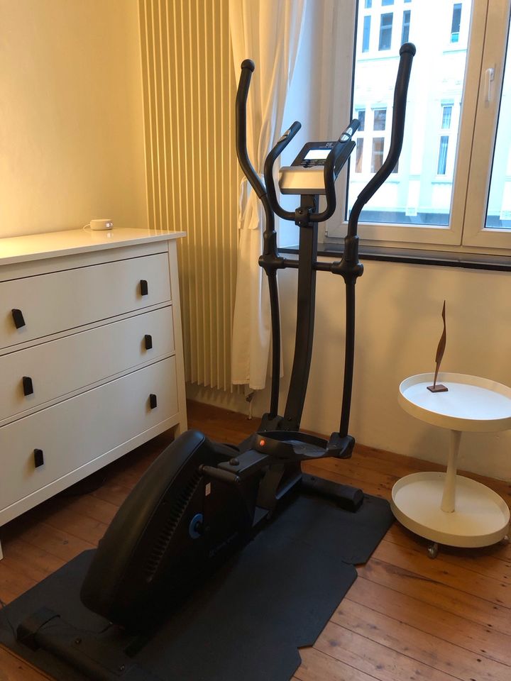 Capital Sports Crosstrainer - iPad/mobile Sync - Videotraining in Düsseldorf