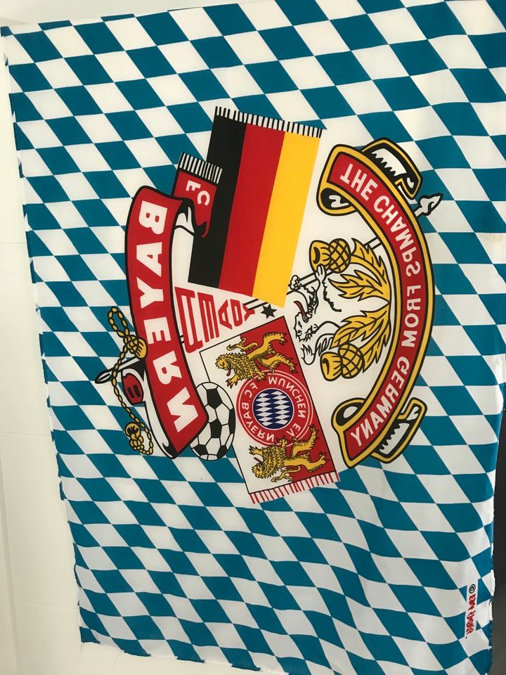 FC Bayern  München Fahne Flagge sammeln selten in Pörnbach