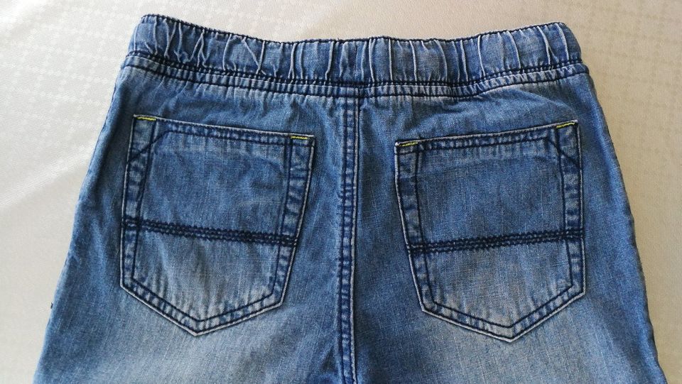 Shorts kurze Jeans Hose für Jungen in blau, Gr. 140 in Stutensee