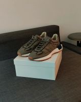 Maison Margiela MM22 Runner Sneaker 45 Herrenschuhe Grau Neu München - Schwabing-West Vorschau