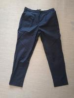 Schicke Chinohose von Esprit, dunkelblau, Größe 38 Mitte - Wedding Vorschau