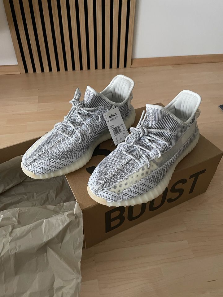 Adidas Yeezy Boost 350 V2 Static 47 1/3 in Neunkirchen