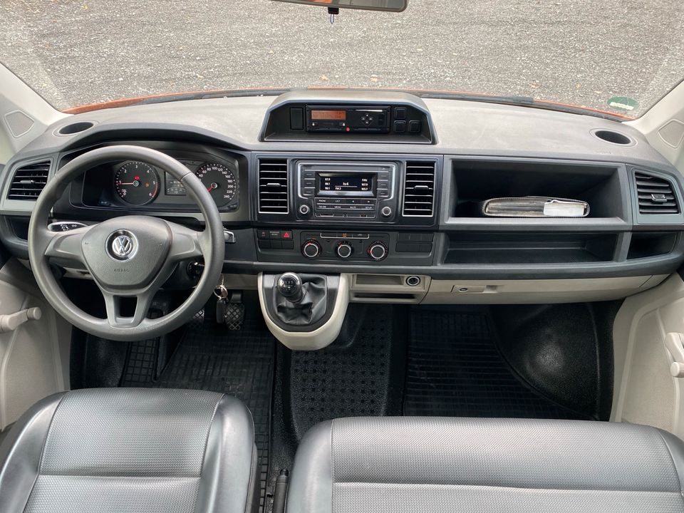 VW T6 DoKA Pritsche 2.0TDI 98000km EZ: 2018 inkl. 19% MwSt. in Oberderdingen