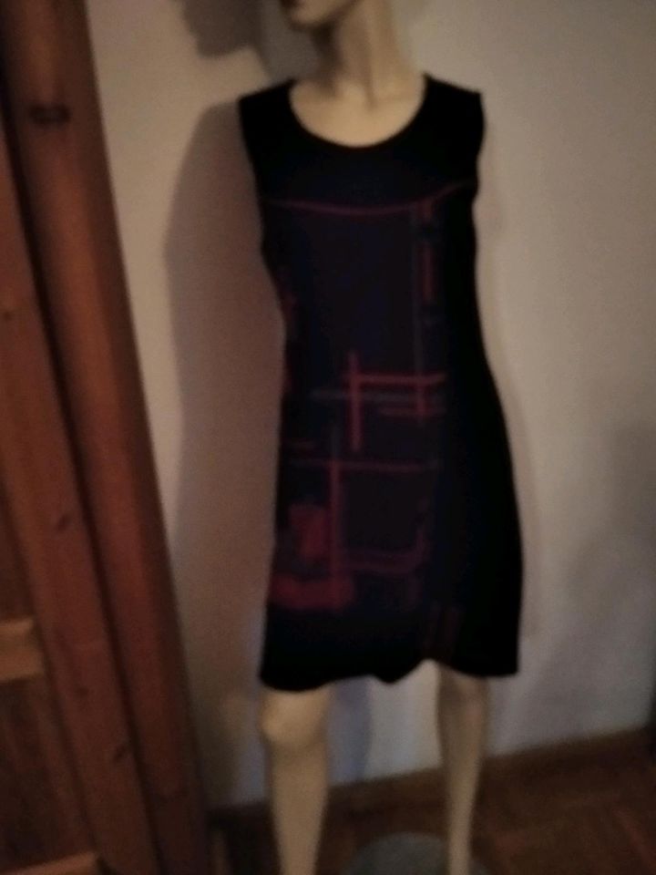 Damen Kleid, Gr,. 40 in Beckingen