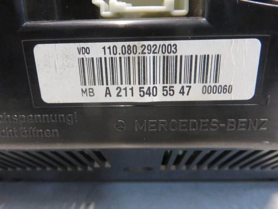 Mercedes E W211 CDI Tacho Kombiinstrument A2115406248 in Neutraubling