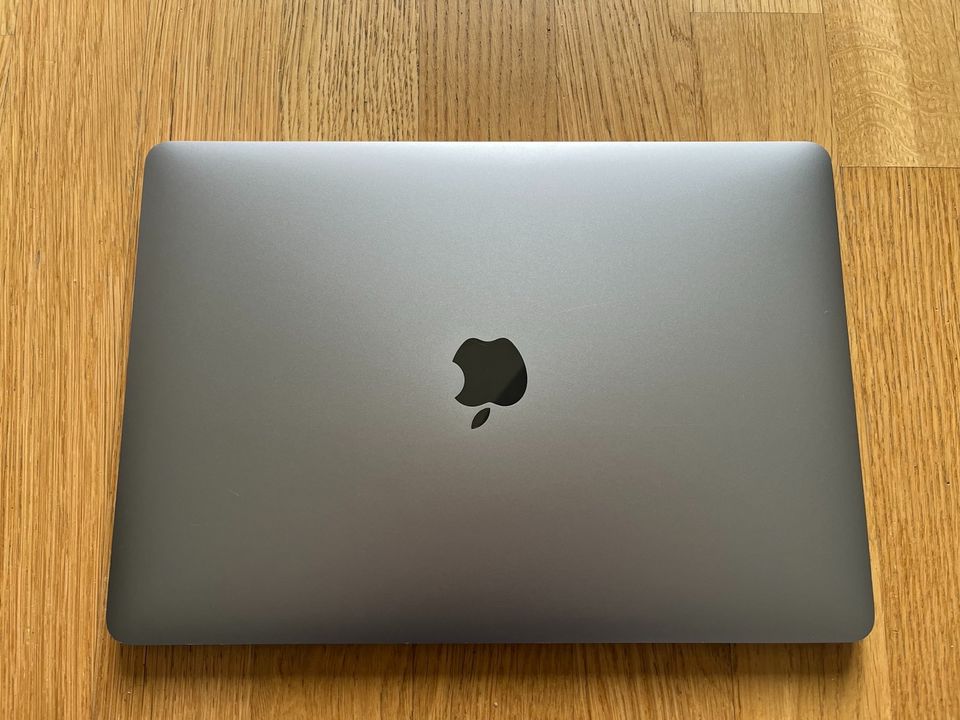 MacBook Pro (2020) intel core i5 in München