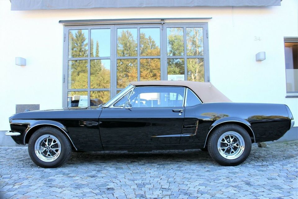 Ford Mustang mieten Rent a Mustang b. Berlin V8 4.7 Cabrio in Bernau