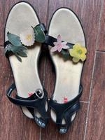 Camper Sandalen, Sandaletten, mit Blüten und Blättern Gr. 39 Bremen - Schwachhausen Vorschau