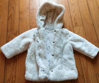 Flauschige Kinder Winterjacke Gr. 86 weiß Saarland - Schmelz Vorschau