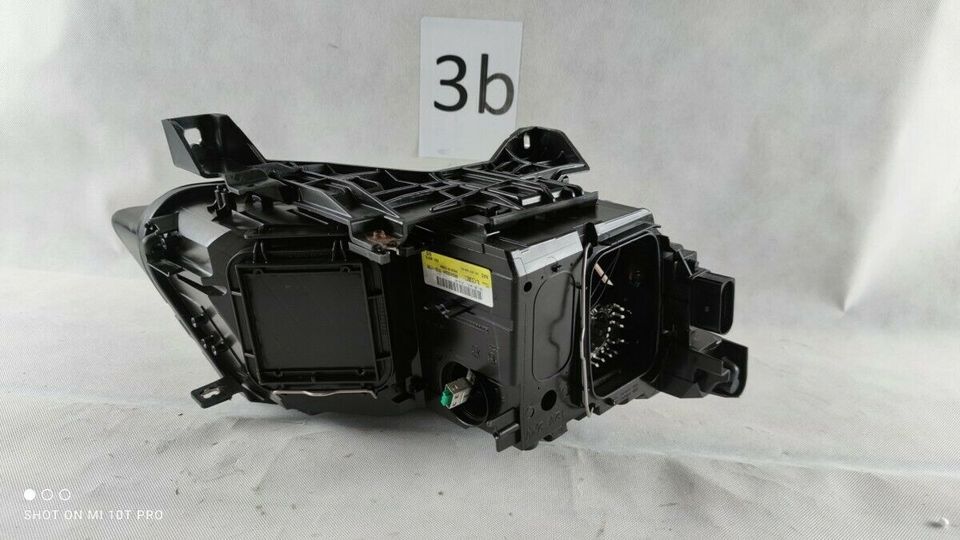 SCHEINWERFER AUDI Q5 XENON LED 8R0 USA 8r0941003AH LINKS in Neu-Isenburg