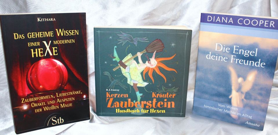 Bücher Set 3x ESOTERIK Engel Buch Hexen Kerzen Handbuch Magie in Dortmund