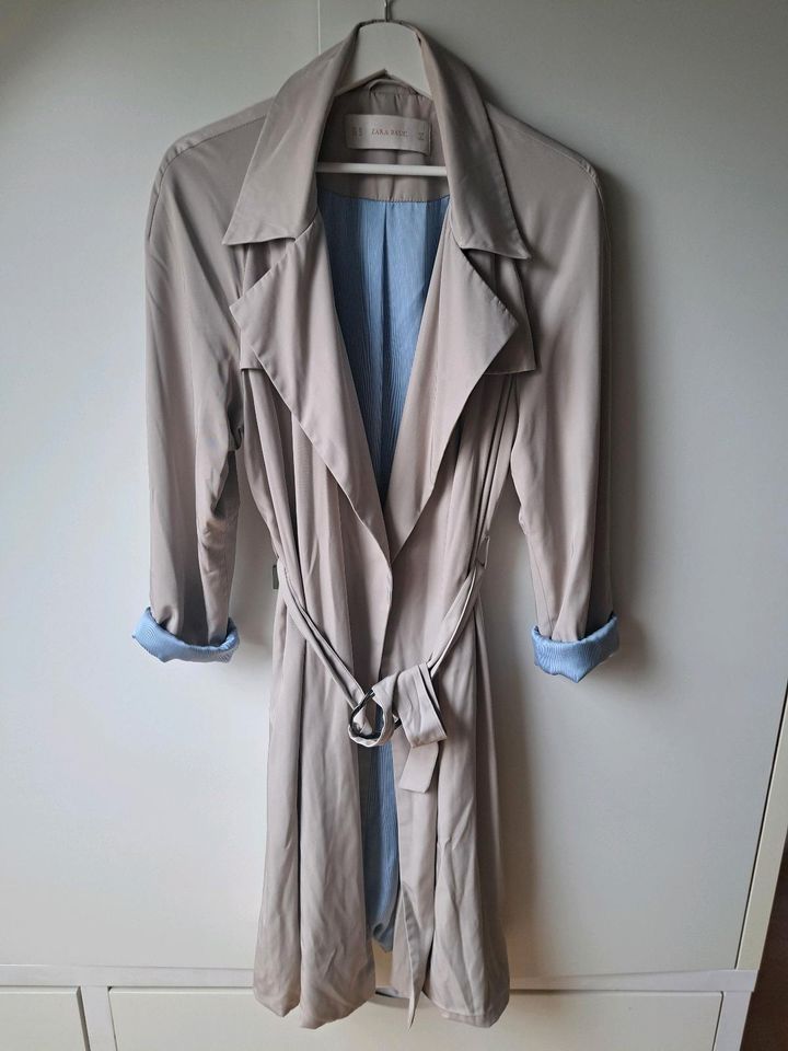 Zara Trenchcoat in Erfurt