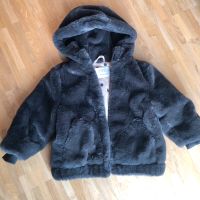 Winterjacke aus Kunstfell von Zara, neuwertig! Hessen - Bad Homburg Vorschau