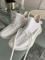 Adidas Yeezy Boost 350 V2 Schuhe Gr. 40 Sneaker weiß West - Griesheim Vorschau