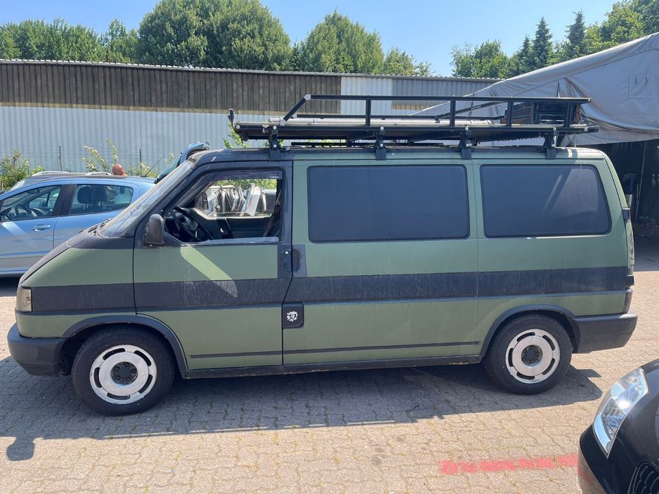 VW T4 Transporter 2,0 Benzin Campingwagen in Quickborn