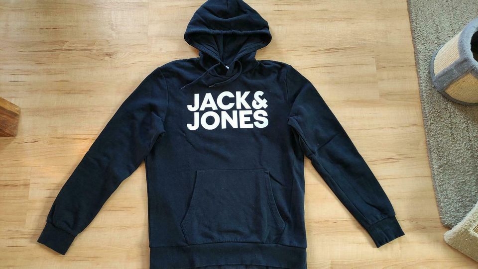 Hoodie von JACK & JONES in Maisach