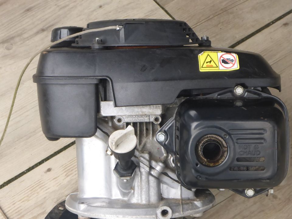 HONDA GCV 160 Benzin-Rasenmäher Motor m. Radantrieb-für Go Kart ? in Lauchhammer