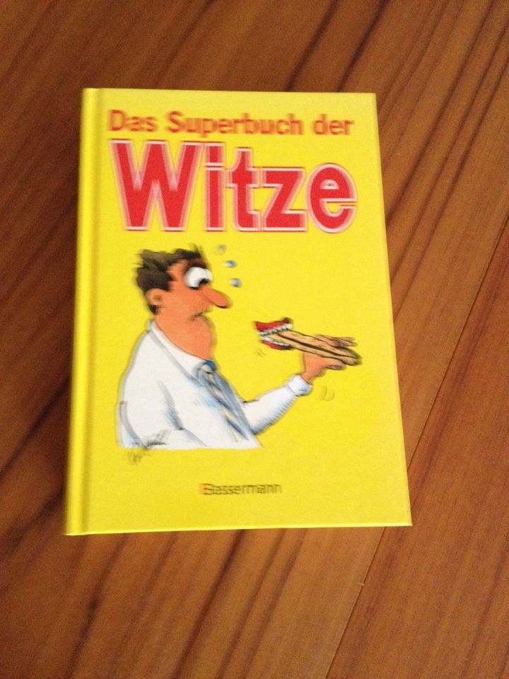 !Das SUPERBUCH der WITZE " abzugeb. 384. Seiten - in Bielefeld