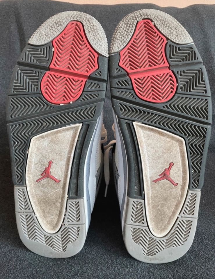 Nike Air Jordan 4 white cement in Bremen