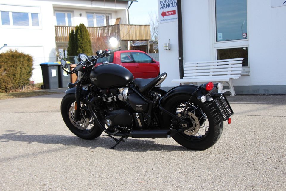 Triumph Bobber Black Top + Bike Ankauf + Finanzierung in Dachau