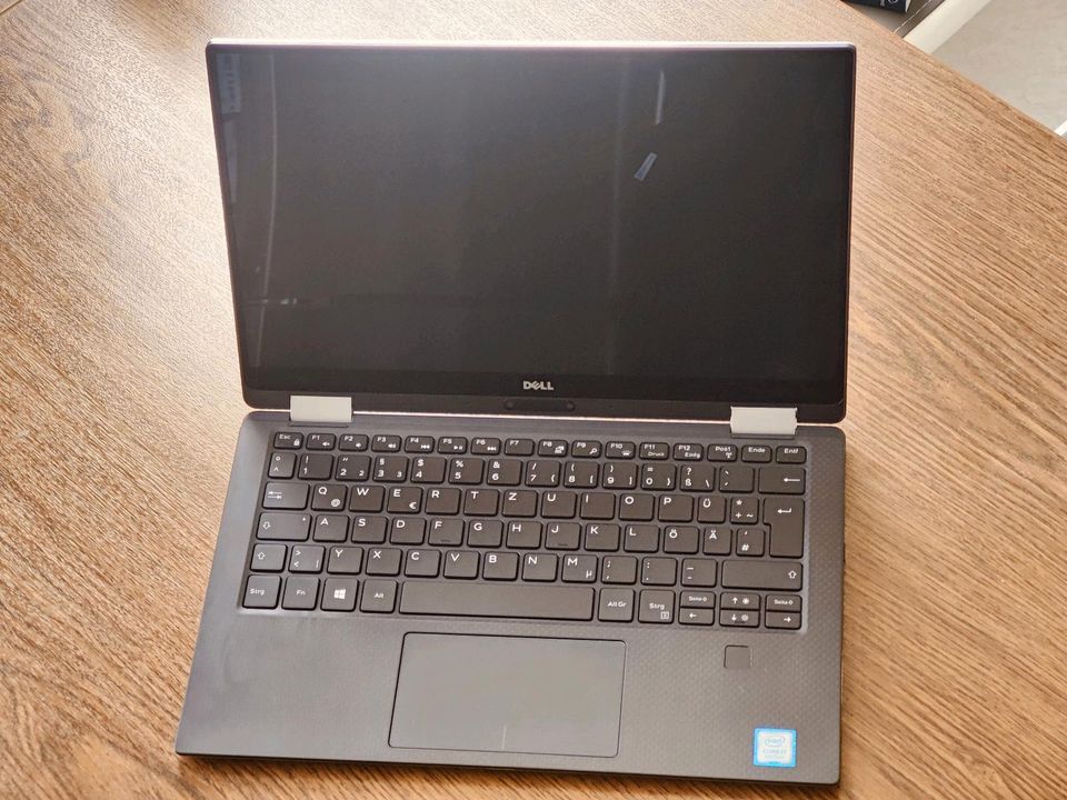 Dell 2 in 1 Inspiron XPS13 i7 8GB 1TB SSD in Karlsruhe