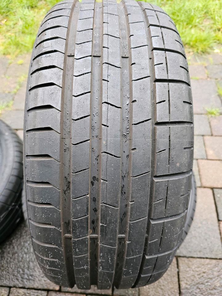 245 40 19 98Y Pirelli Sommer Reifen Demo Neuwertig Dot18!!!!!! in Wermelskirchen