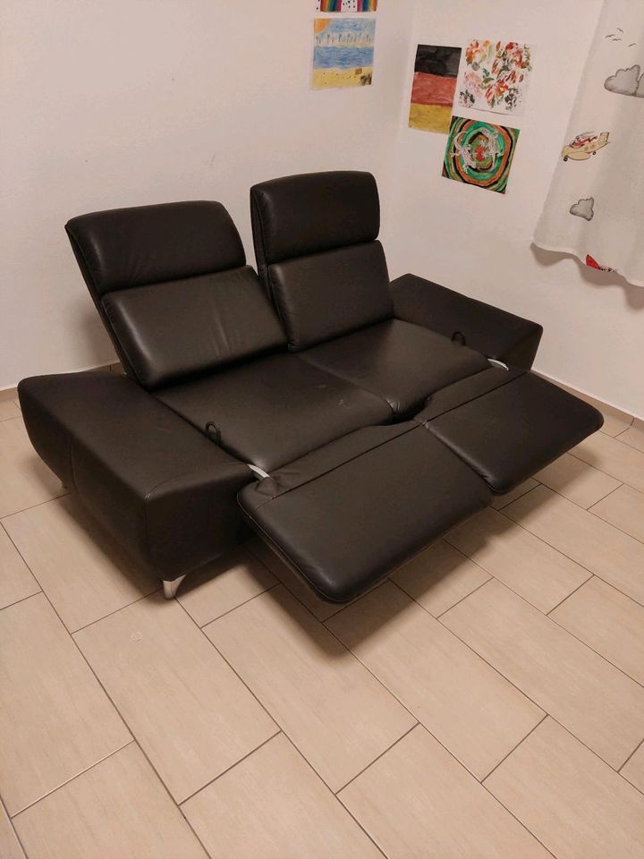 Sofa Couch Leder mit Schlaffunktion in Pressath
