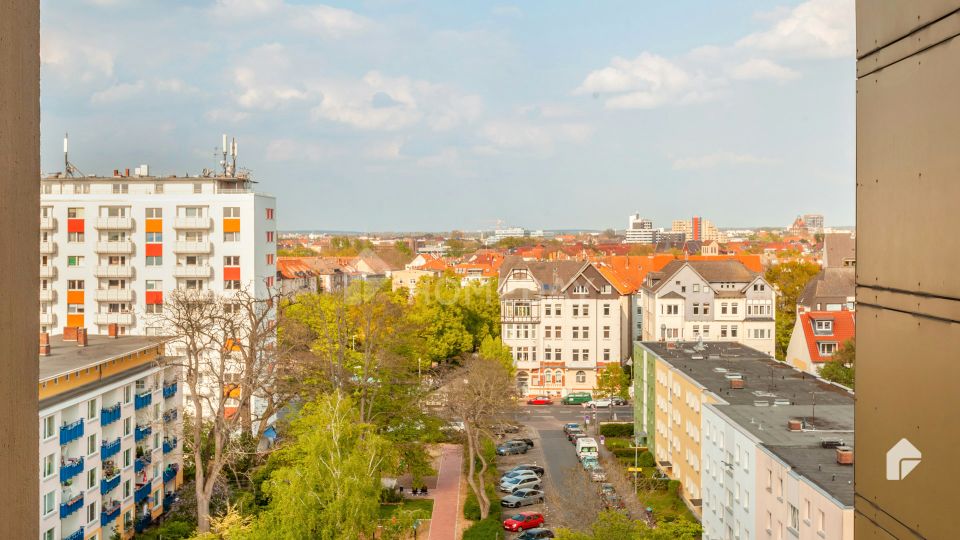 Gut geschnittene 2-Zimmer-Wohnung mit Aufzug, Loggia und TG-Stellplatz in Braunschweig in Braunschweig
