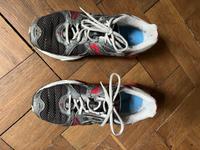 Laufschuhe Asics Gr. 44 Thüringen - Kaltennordheim Vorschau