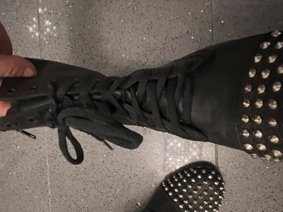 Boots Design. Aktuelle Model. Neuwertig. Np 299€ in Weinheim