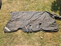 Horseware Rhino Wug Outdoordecke 140 100g Grau Kariert Brandenburg - Cottbus Vorschau