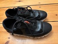 Prada Sportschuhe schwarz 38,5 Berlin - Charlottenburg Vorschau