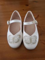 Satin Schuhe Hochzeit Mädchen Gr. 28 creme Schmetterling Dresden - Weixdorf Vorschau