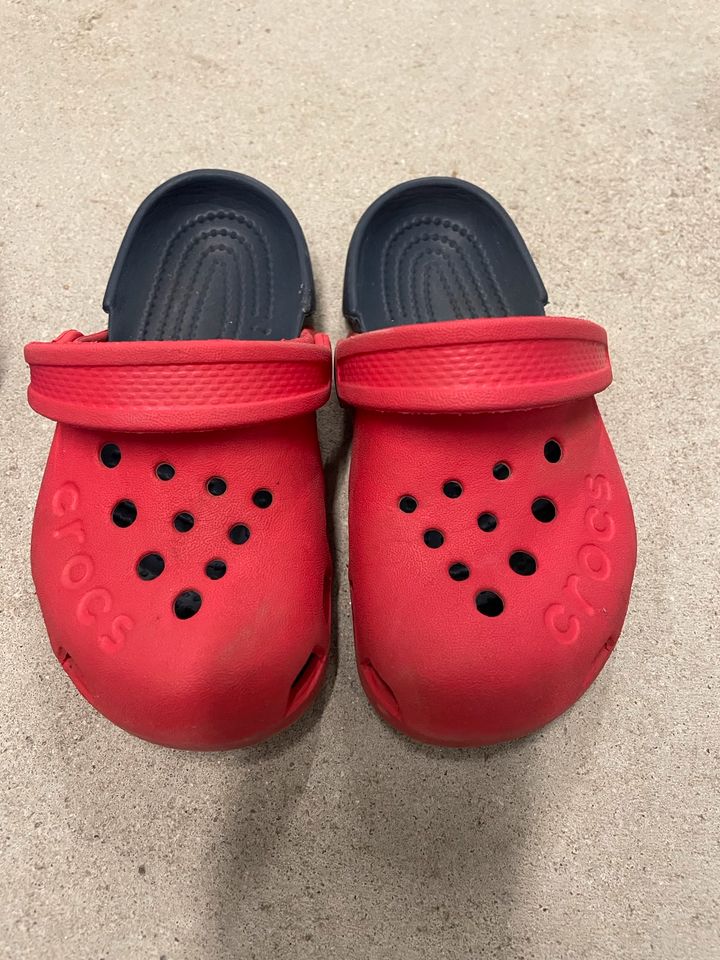 Crocs Kinder Badeschuhe - Größe 26 - Original und Sport - je 4€ in Berlin