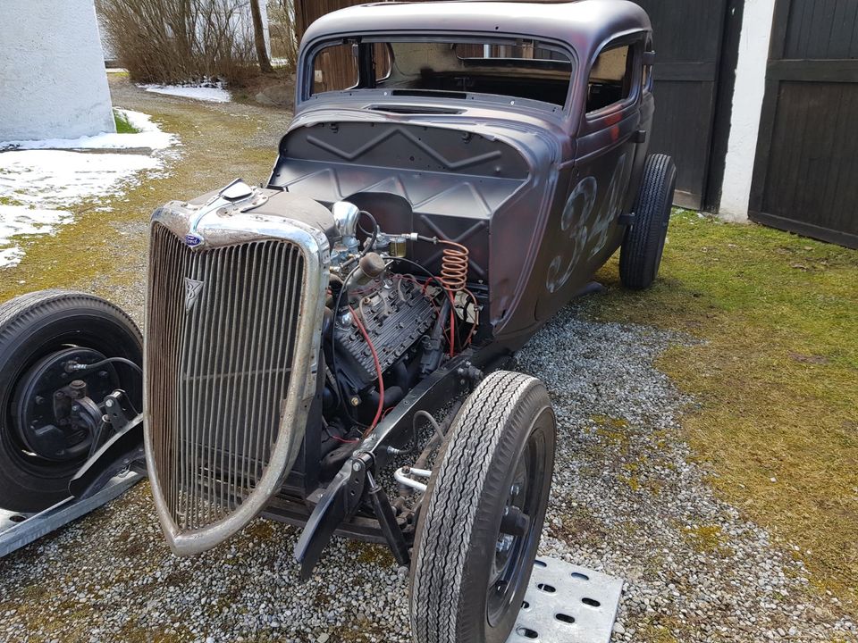 Hot Rod Ford - Pontiac - Cadillac - Chevrolet - Dodge - US Car in Friedberg