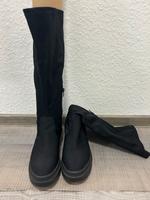 Modischer Stiefel mit elastischem Schaft Niedersachsen - Neuenhaus Vorschau