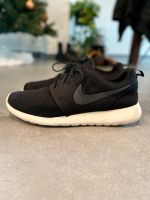 Nike Sneaker schwarz weiß 45 Nordrhein-Westfalen - Kevelaer Vorschau