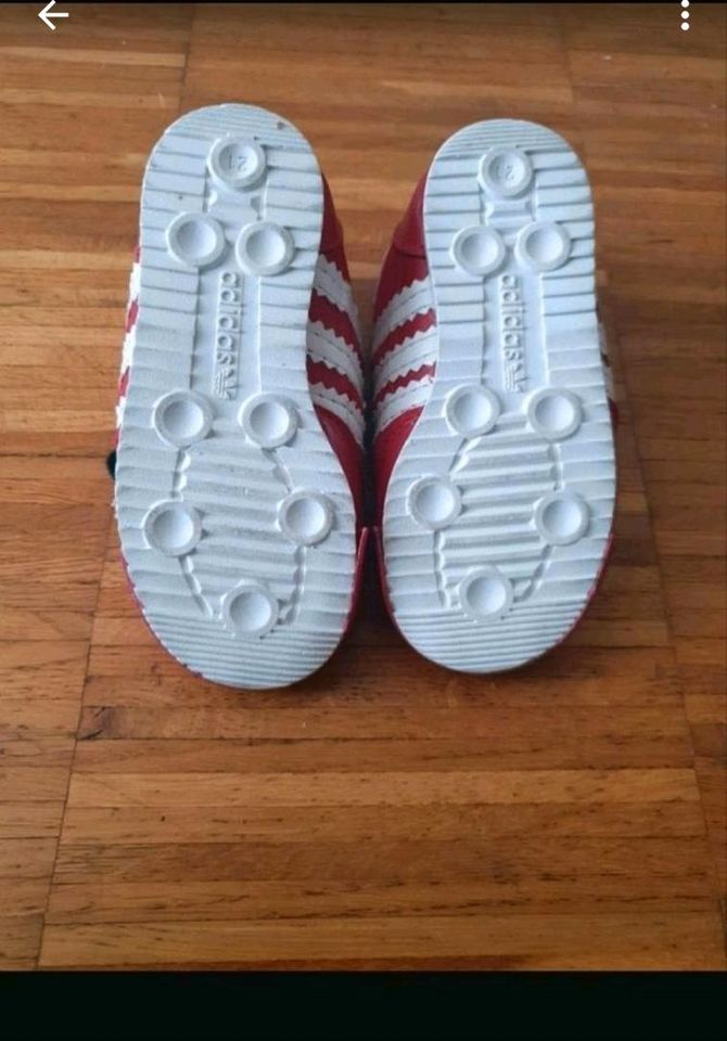 ADIDAS Kinder Schuhe Gr. 21 wie neu in München