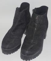 Stiefeletten BROKAT  LEICHT GLÄNZEND "Primark" Größe 37 Bayern - Kemmern Vorschau