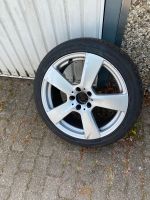 Mercedes-Benz E-Klasse komplett Rad 235/40/R18 Schleswig-Holstein - Tangstedt  Vorschau